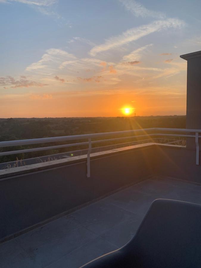Penthouse Aureliana Attico Con Piscina A Roma Apartment Luaran gambar