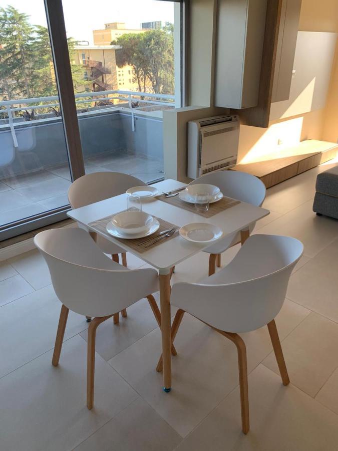 Penthouse Aureliana Attico Con Piscina A Roma Apartment Luaran gambar