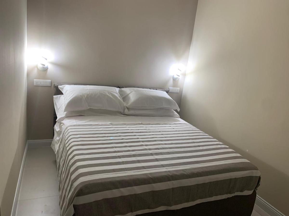 Penthouse Aureliana Attico Con Piscina A Roma Apartment Luaran gambar